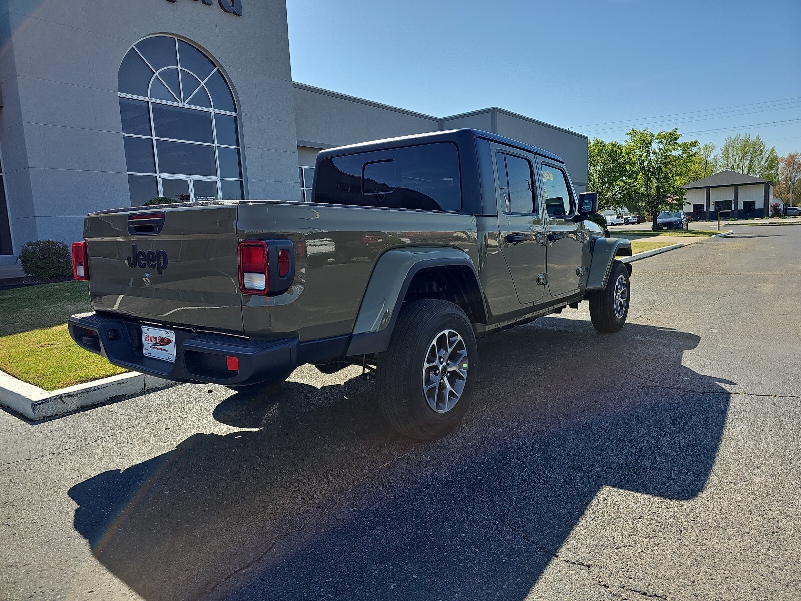 2025 Jeep Gladiator Sport S photo 4