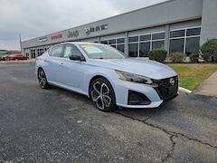 2023 Nissan Altima 2.5 SR Sedan