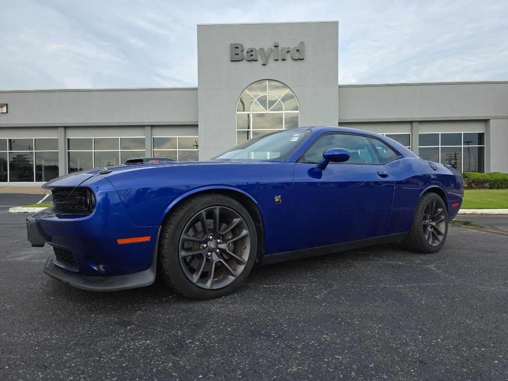 2020 Dodge Challenger Coupe 