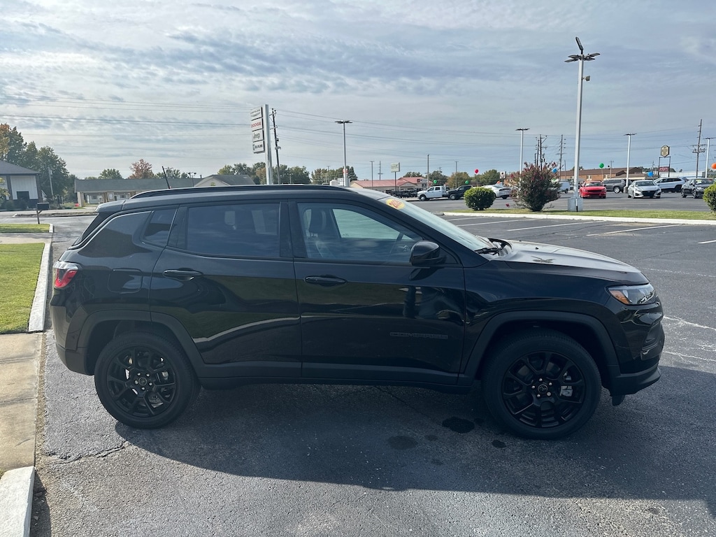 New 2026 Jeep Compass Latitude Sport Utility