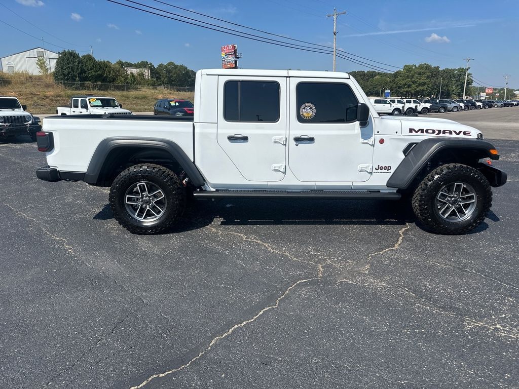 2025 Jeep Gladiator Mojave - Photo 12