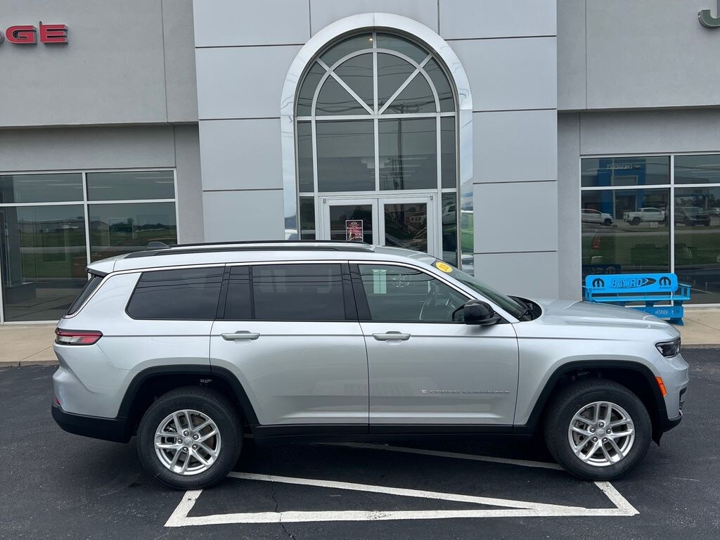 New 2026 Jeep Grand Cherokee L Laredo Sport Utility