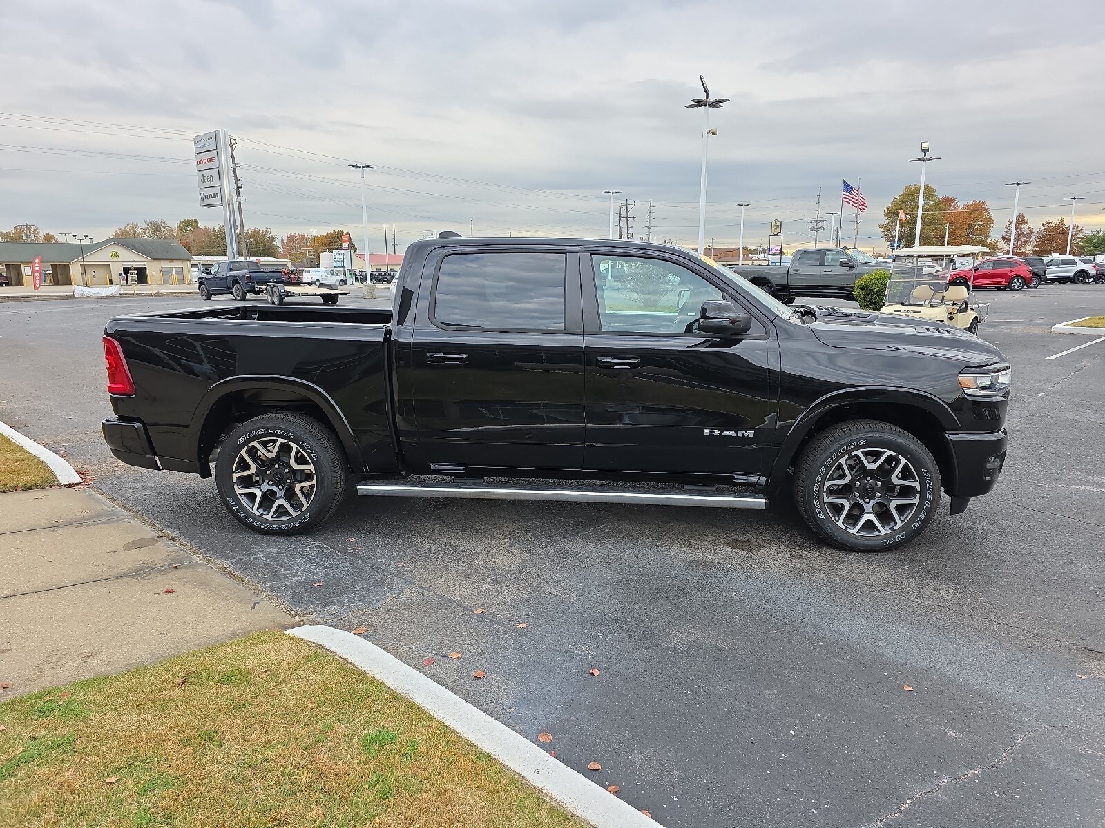 2026 Ram 1500 Laramie photo 2