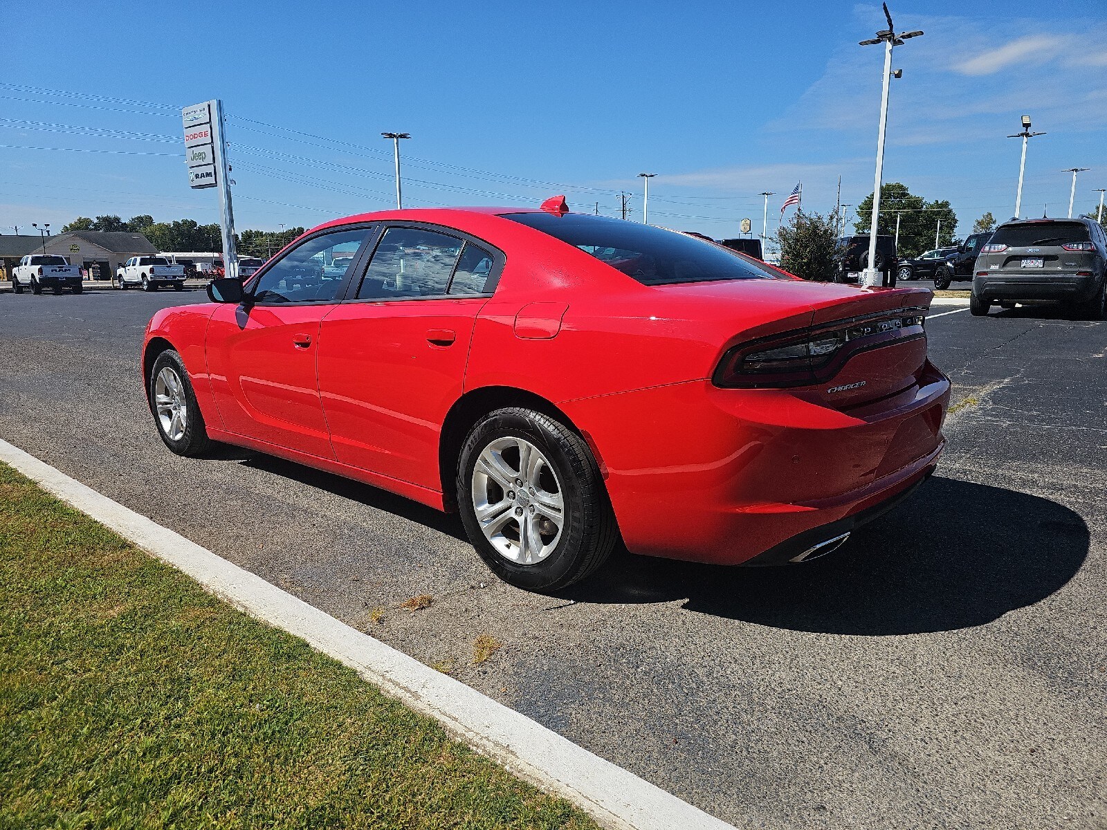 2023 Dodge Charger SXT photo 2