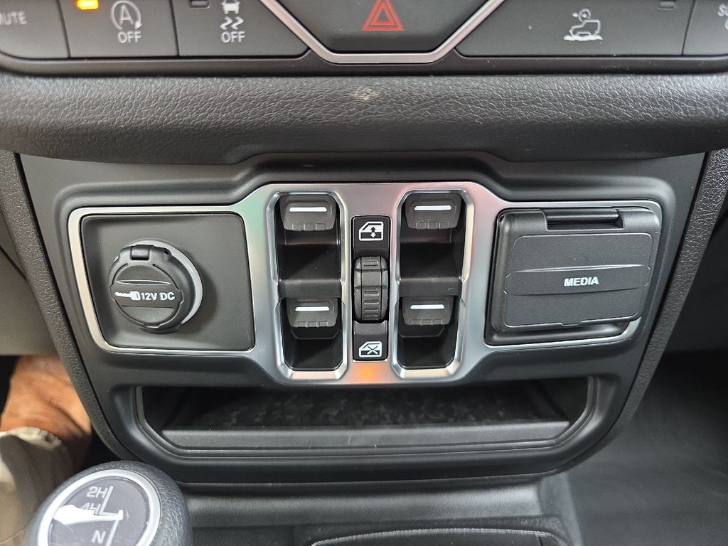 2026 Jeep Wrangler 4-Door Sport S - Photo 37