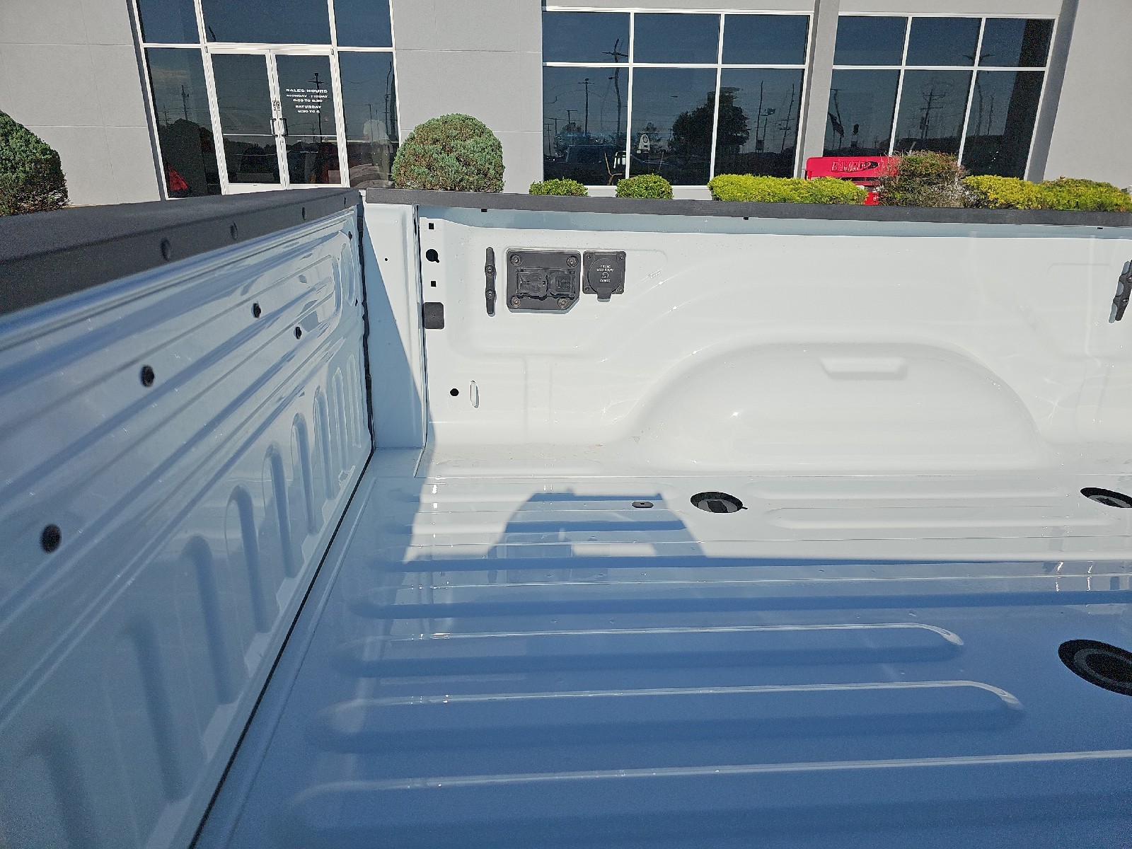 2025 RAM 2500 Tradesman - Photo 7