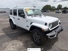 2026 Jeep Wrangler 4-DOOR SAHARA 4-door