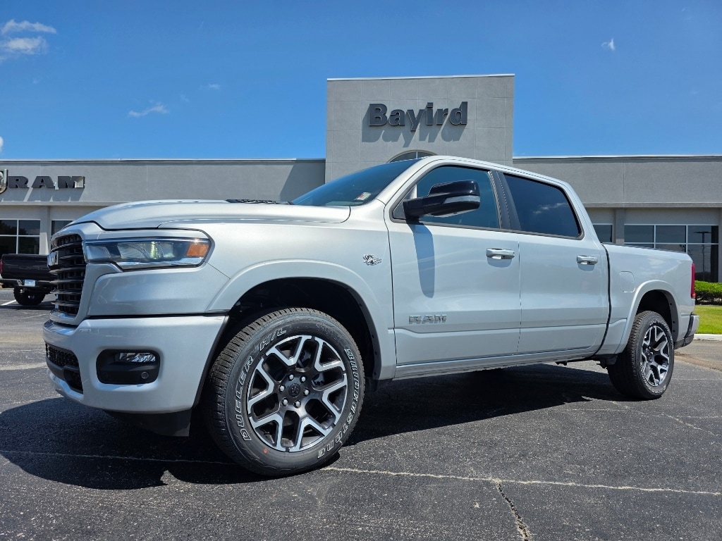 New 2026 Ram 1500 LARAMIE CREW CAB 4X4 5'7 BOX Pickup