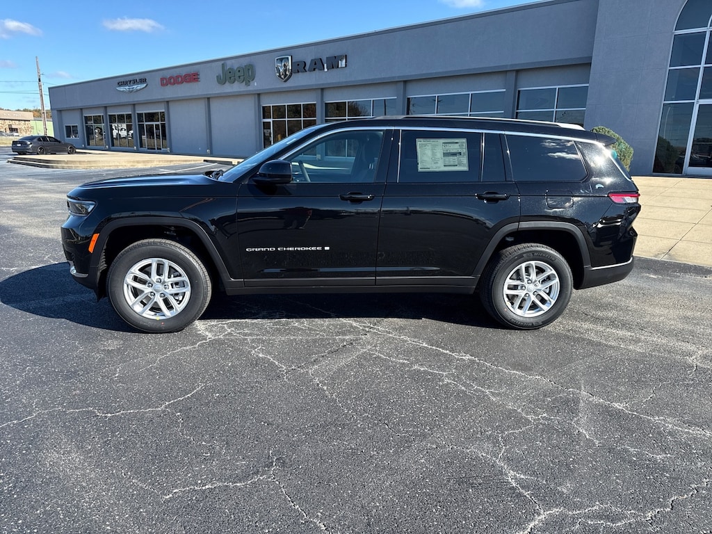 New 2025 Jeep Grand Cherokee L Laredo Sport Utility