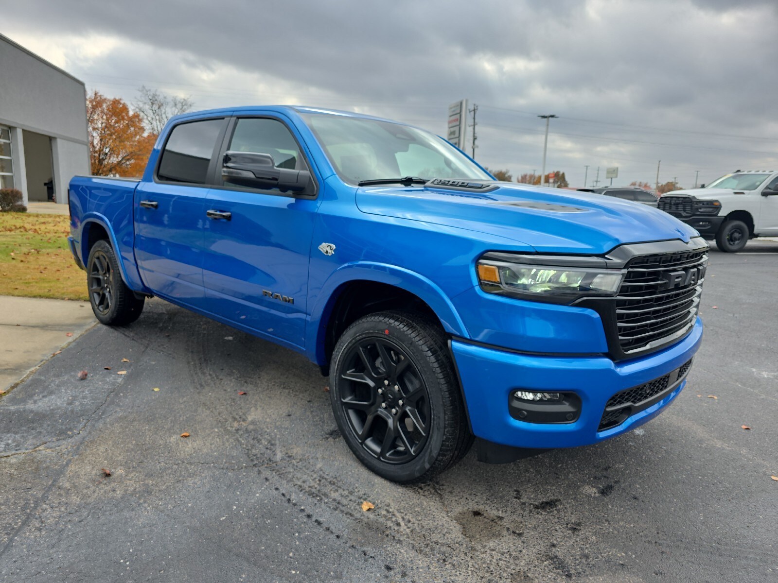 2026 Ram 1500 Laramie photo 2