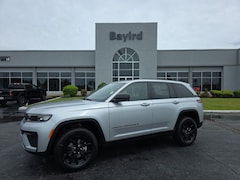 2026 Jeep Grand Cherokee Laredo Sport Utility