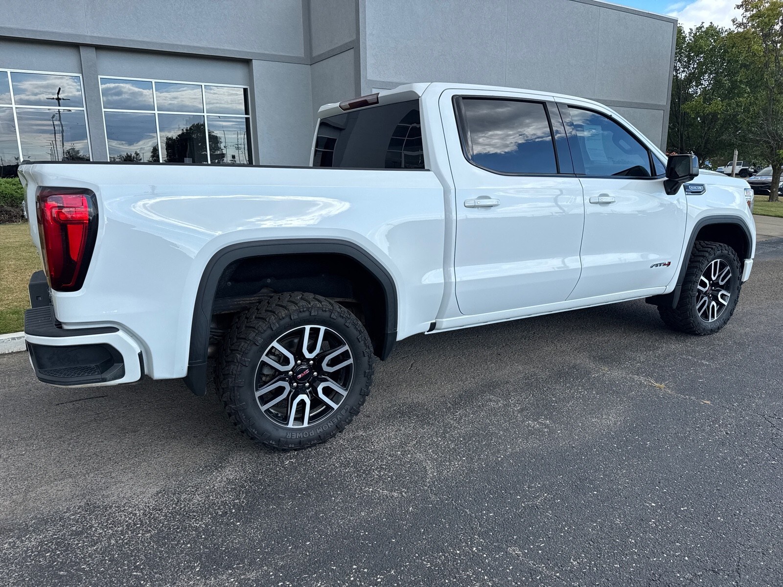 2021 Gmc Sierra 1500 AT4 photo 3