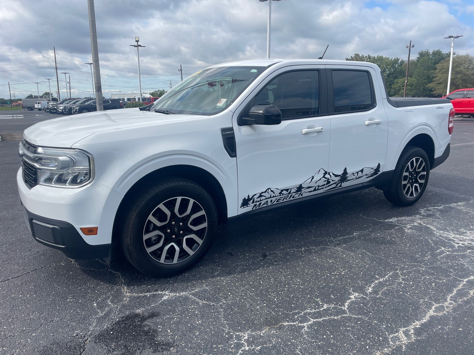 2024 Ford Maverick Lariat photo 3