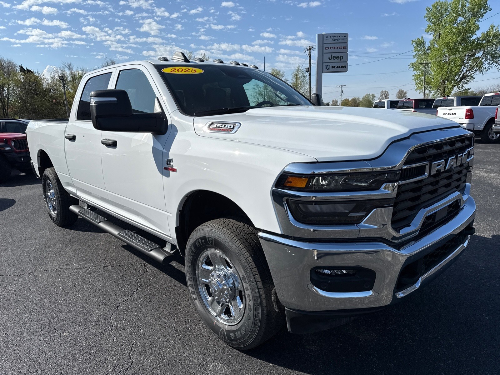 2025 Ram 3500 Tradesman photo 4
