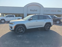 2025 Jeep Grand Cherokee Laredo Sport Utility