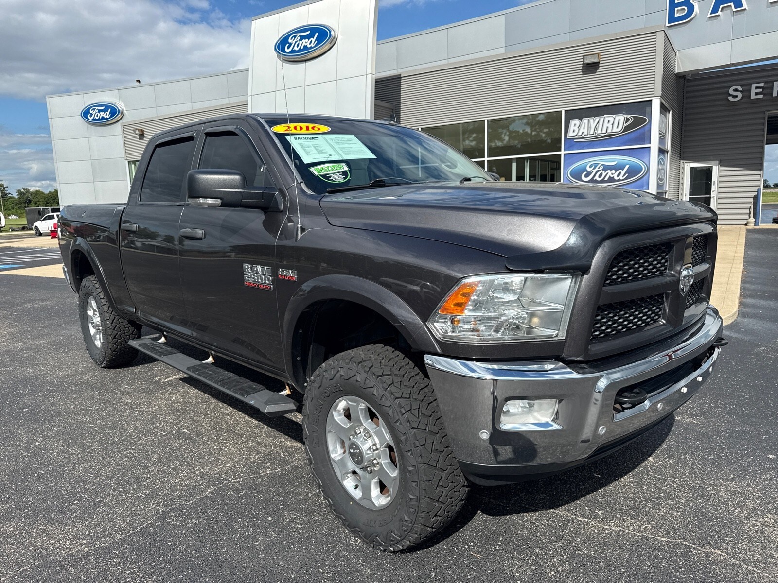 2016 Ram 2500 SLT photo 2