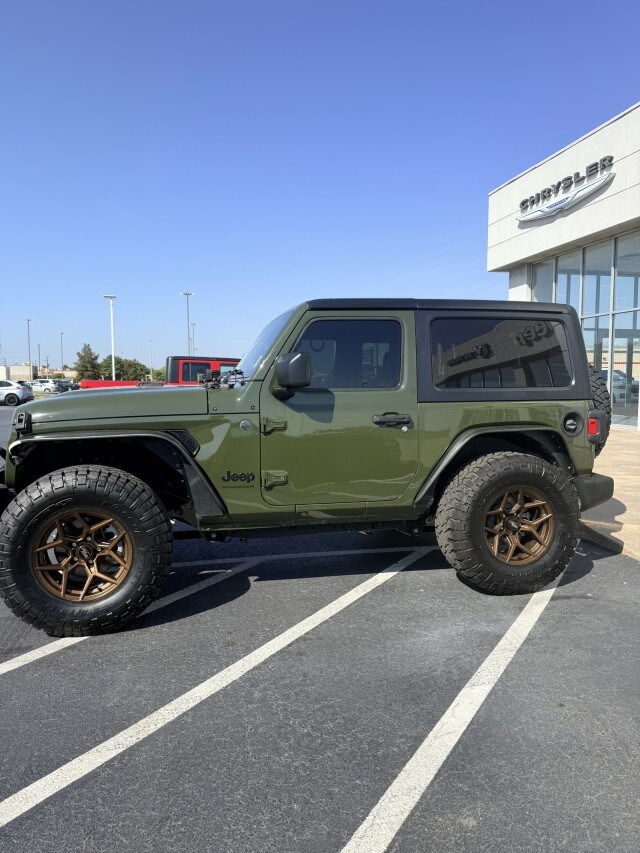 2022 Jeep Wrangler Sport photo 3