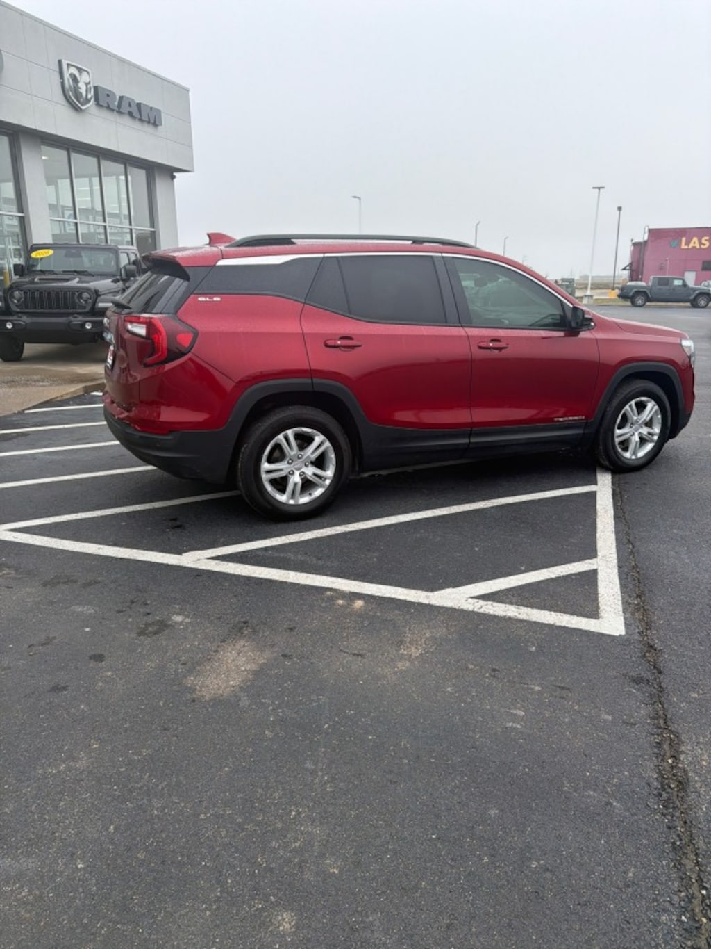 Used 2024 GMC Terrain SLE SUV