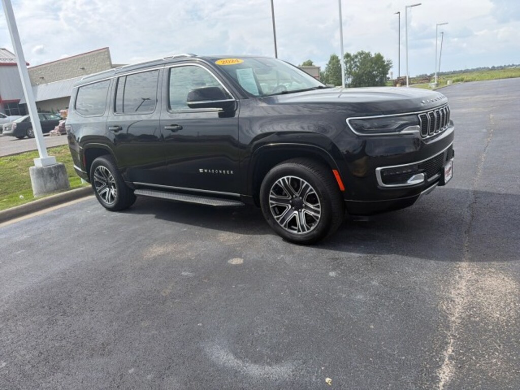 Used 2024 Jeep Wagoneer Series II SUV
