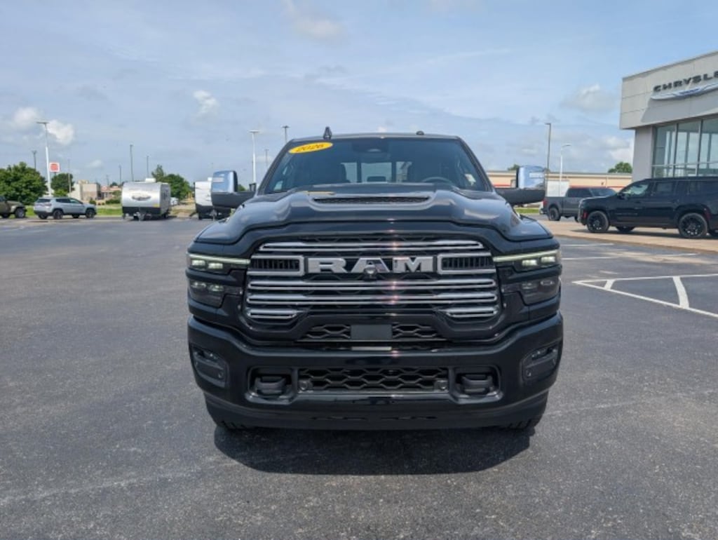 New 2026 Ram 2500 LARAMIE CREW CAB 4X4 6'4 BOX Pickup
