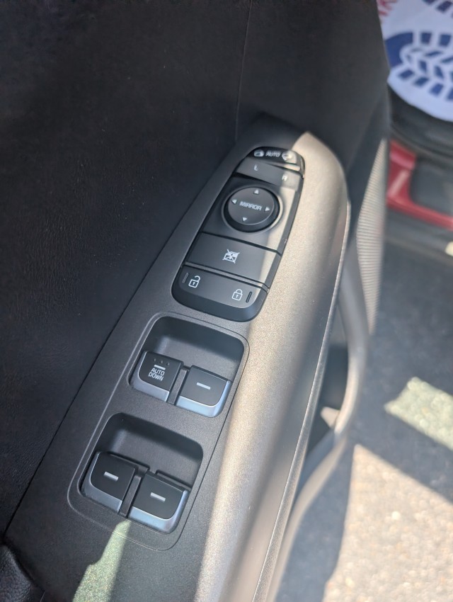Used 2021 Kia Sportage LX with VIN KNDPM3AC7M7877031 for sale in Blytheville, AR
