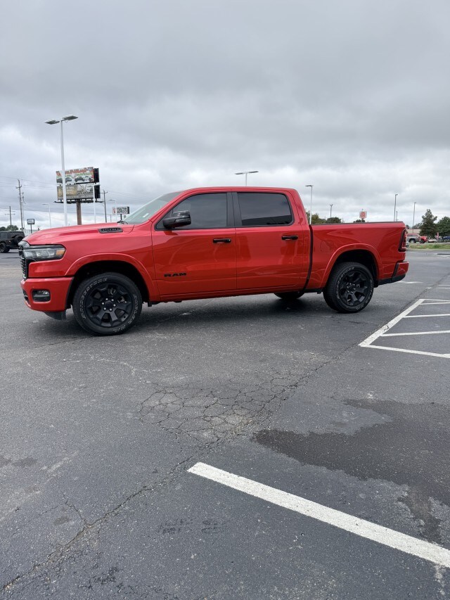 2025 Ram 1500 Big Horn photo 2
