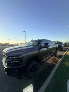 2026 Ram 2500 TRADESMAN CREW CAB 4X4 6'4 BOX Pickup