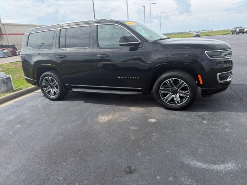 Used 2024 Jeep Wagoneer Series II SUV