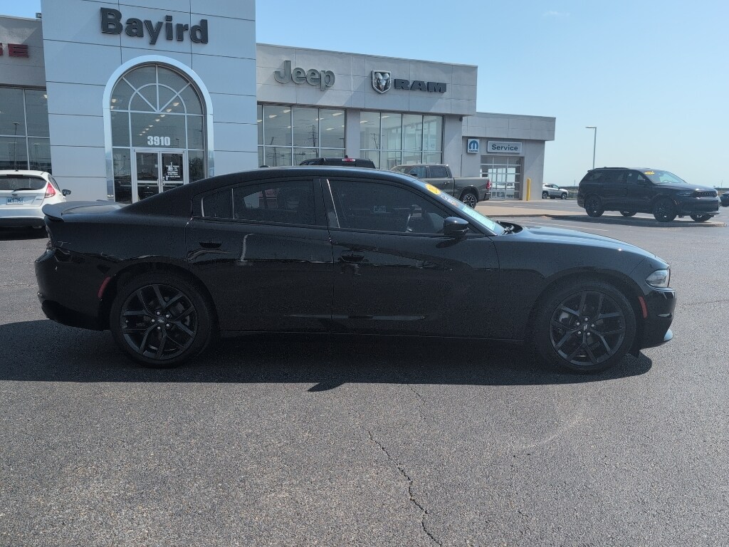 Used 2022 Dodge Charger SXT Sedan