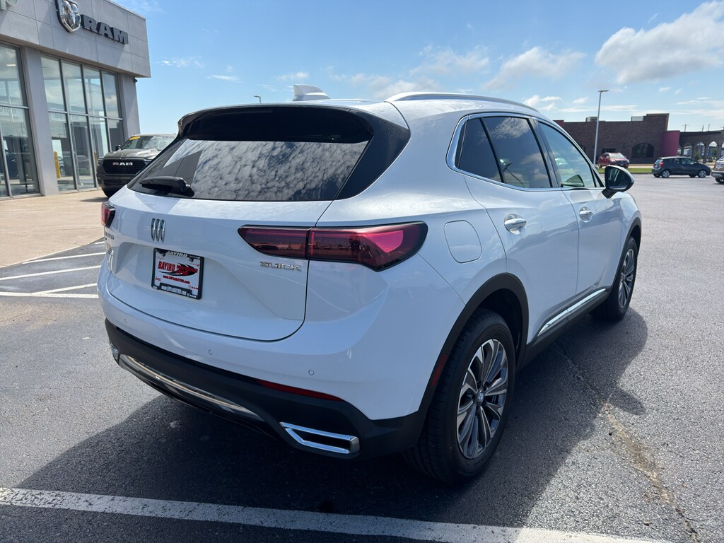 Used 2024 Buick Envision Preferred Sport Utility