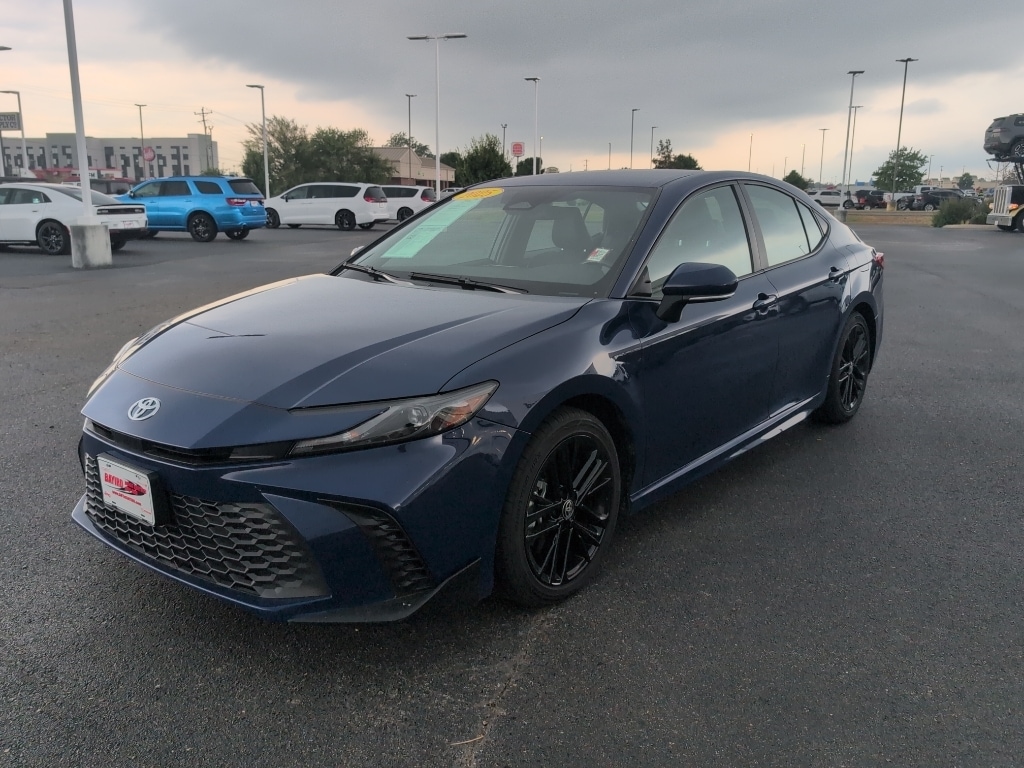Used 2025 Toyota Camry Hybrid SE Sedan