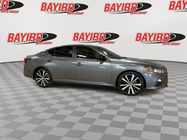 2021 Nissan Altima 2.5 SR photo 2