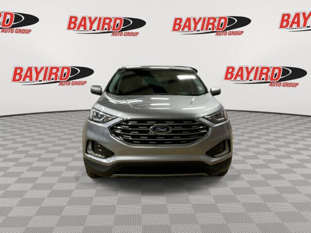 2021 Ford Edge SEL photo 3