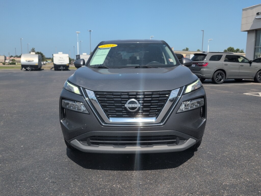 Used 2023 Nissan Rogue SV Sport Utility