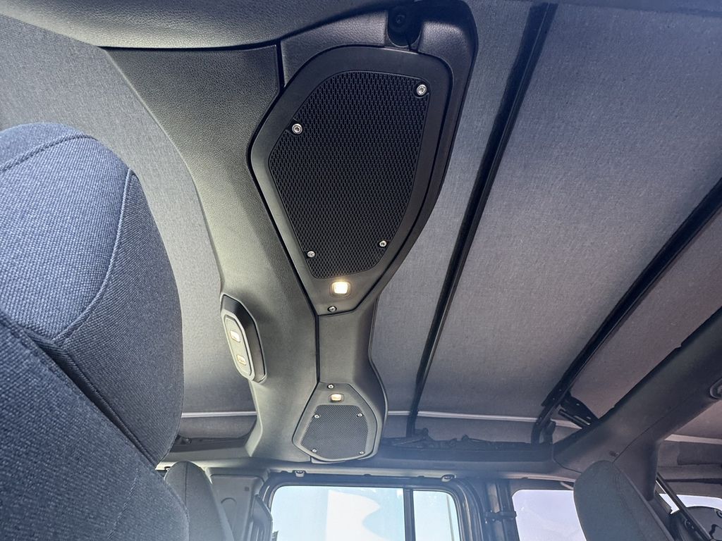 2026 Jeep Wrangler 4-Door Sport S - Photo 15