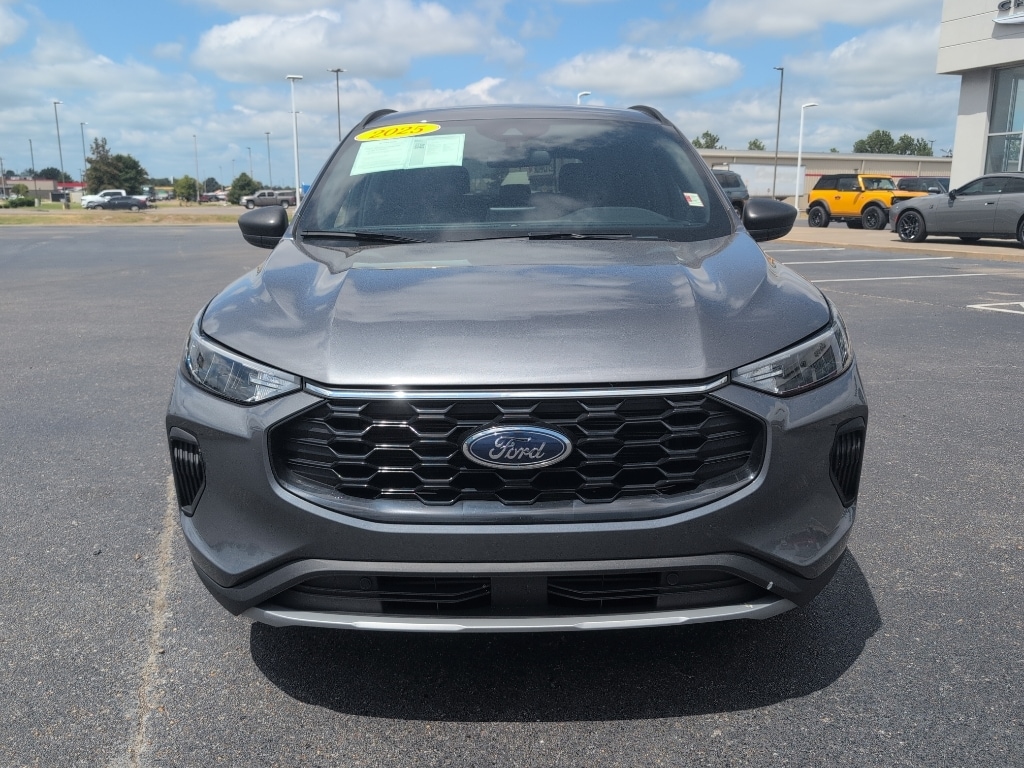 Used 2025 Ford Escape ST-Line Sport Utility