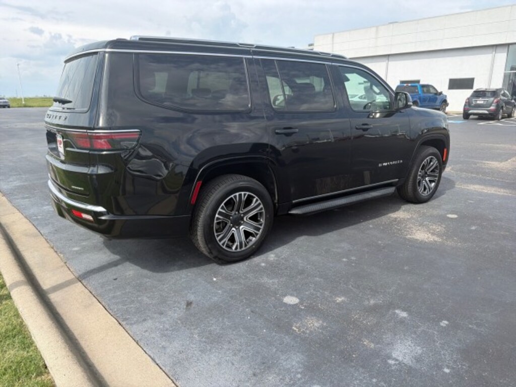 Used 2024 Jeep Wagoneer Series II SUV