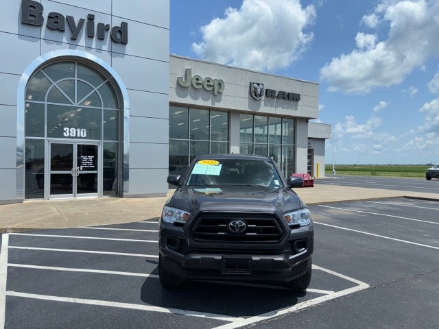 Used 2022 Toyota Tacoma SR with VIN 3TYCZ5AN8NT079386 for sale in Blytheville, AR