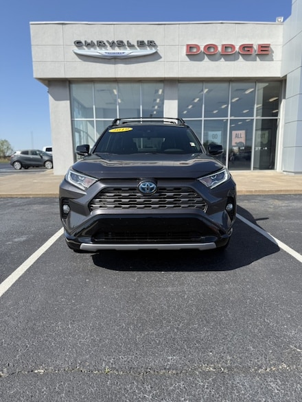 2019 Toyota RAV4 Hybrid XSE SUV