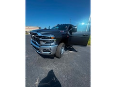 2026 Ram 2500 TRADESMAN CREW CAB 4X4 6'4 BOX Pickup