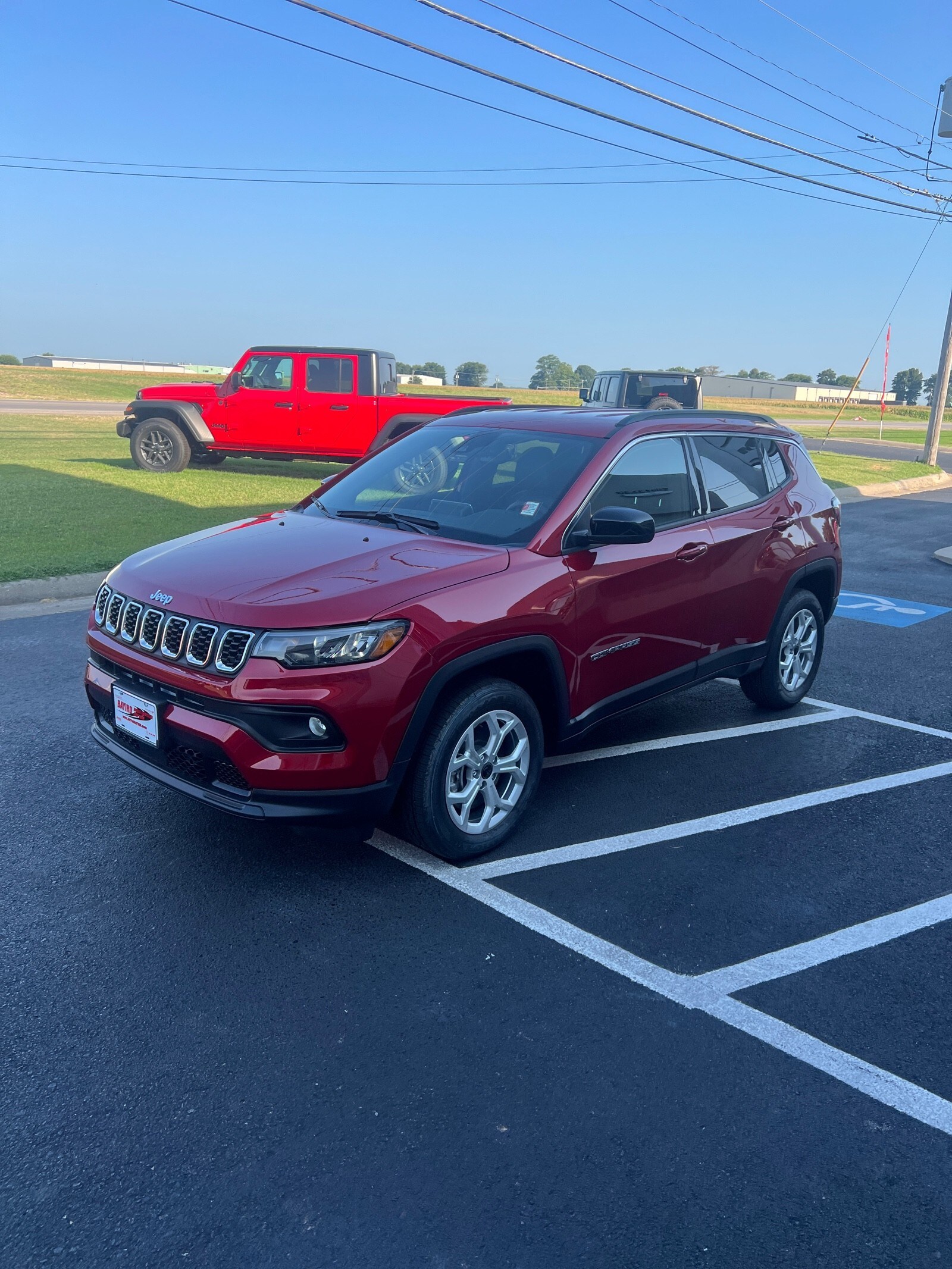 2025 Jeep Compass Latitude photo 2