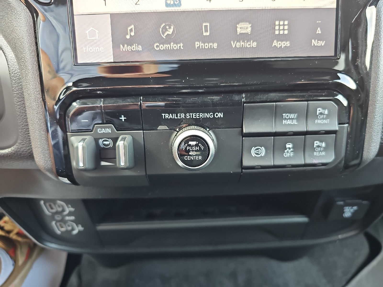 2025 RAM 2500 Tradesman - Photo 14
