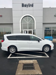 2026 Chrysler Pacifica Select Passenger Van