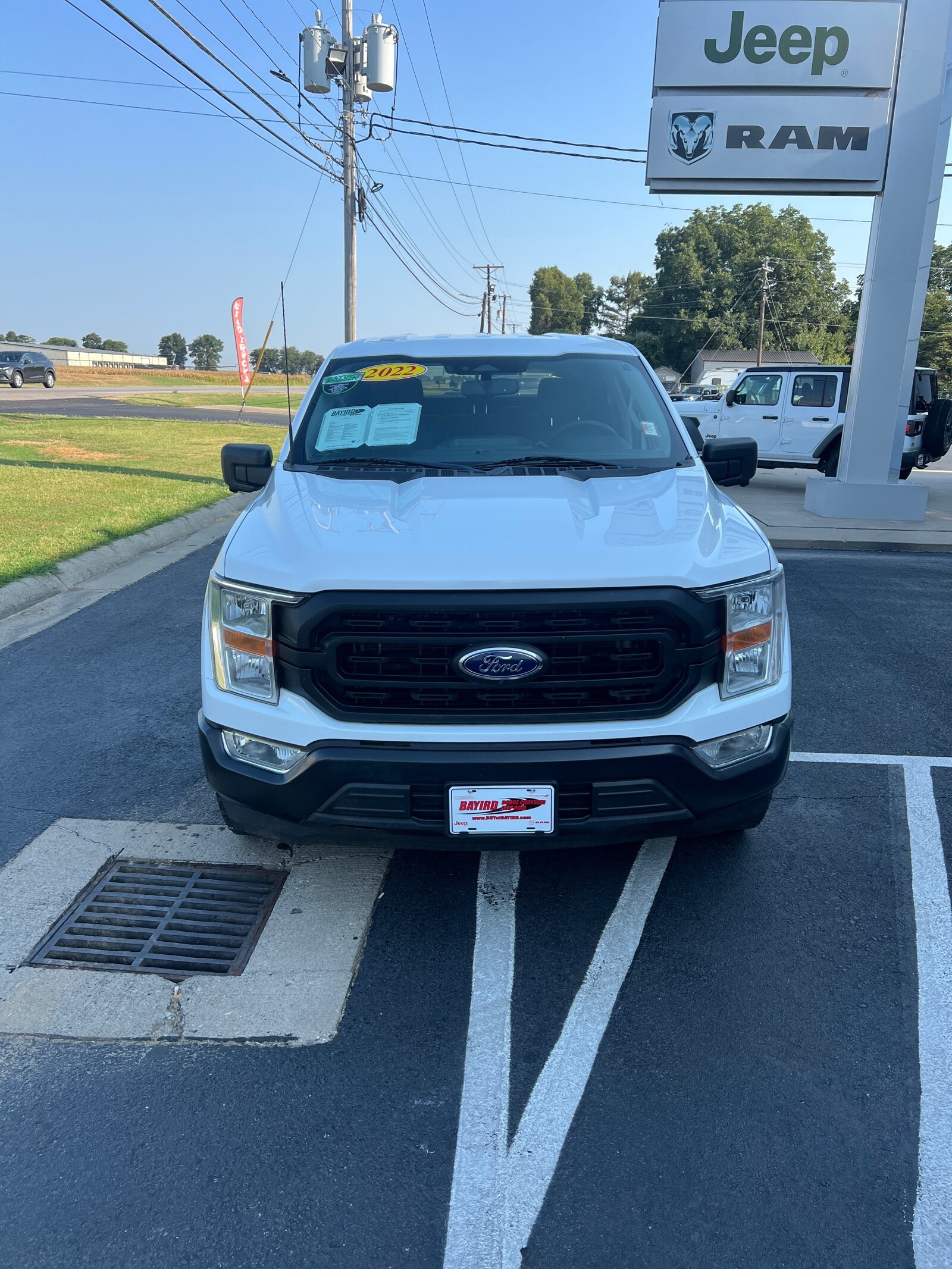 2022 Ford F-150 XL photo 3