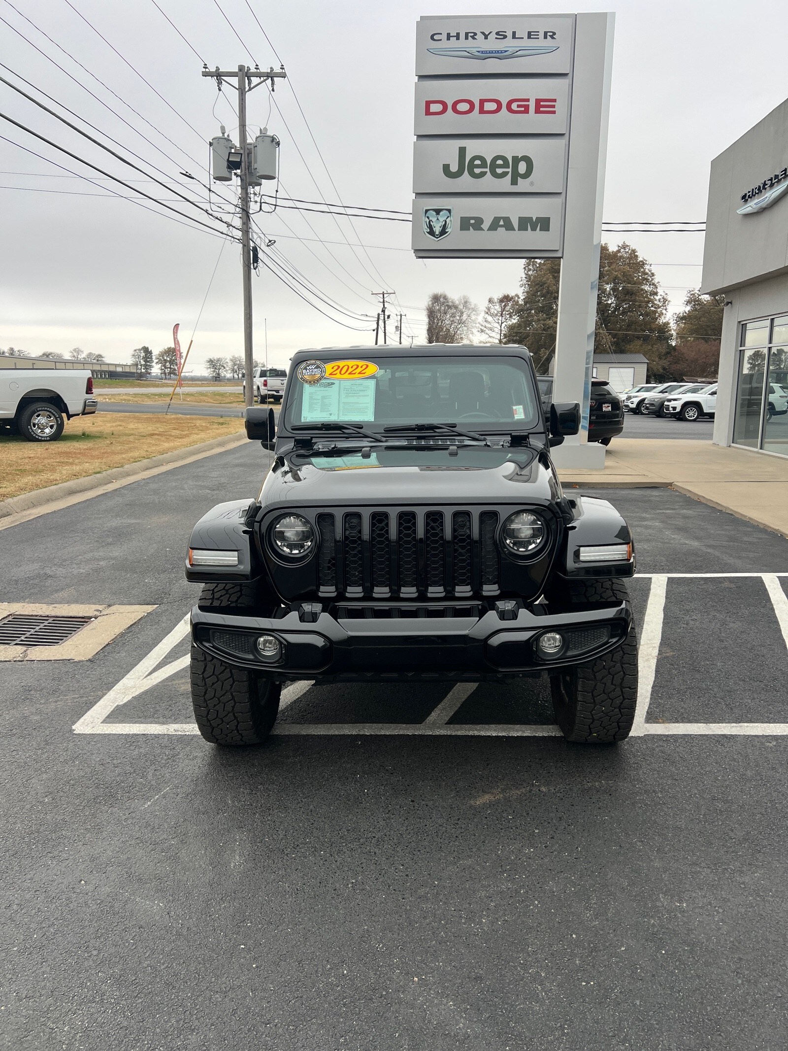 2022 Jeep Gladiator High Altitude photo 2