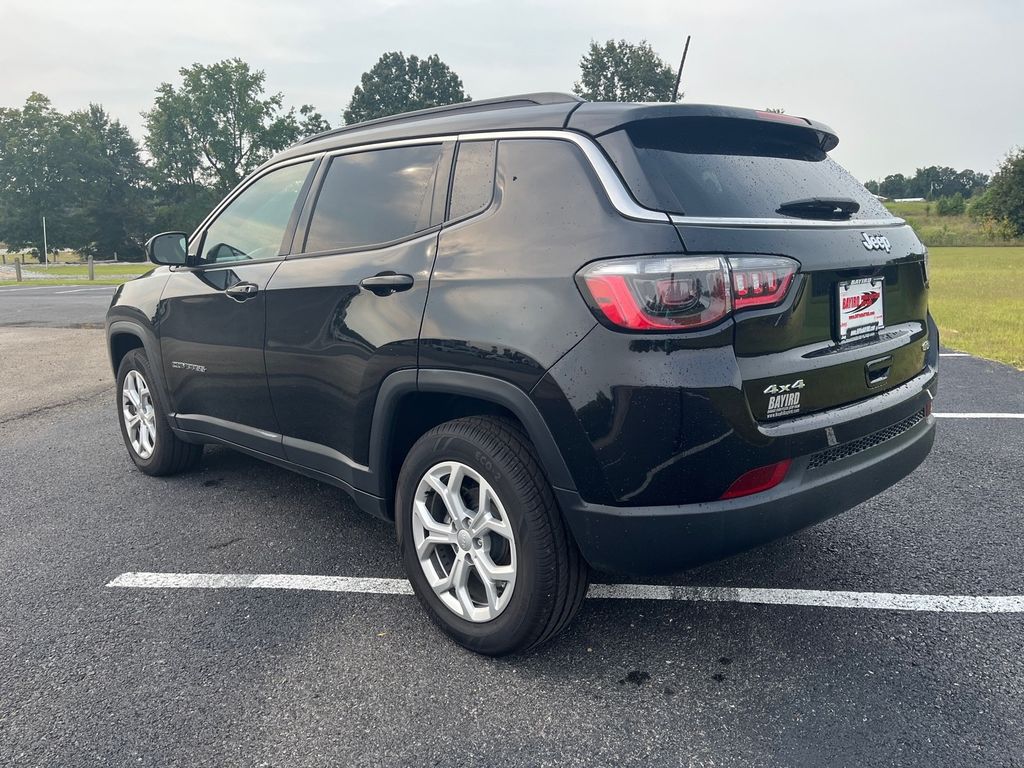 2024 Jeep Compass Latitude - Photo 8