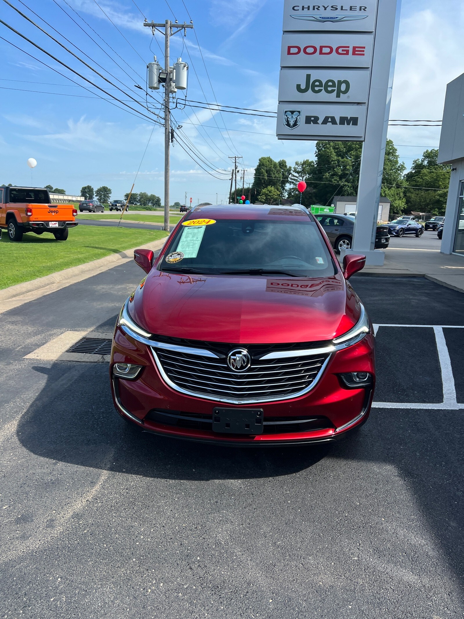2024 Buick Enclave Premium photo 3
