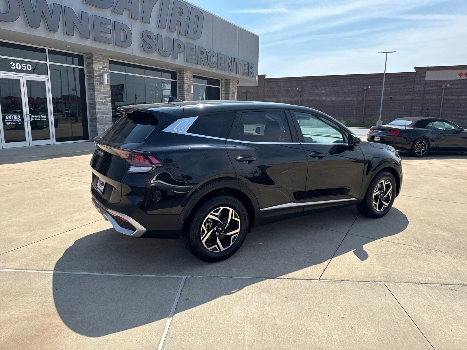 2024 Kia Sportage LX photo 3