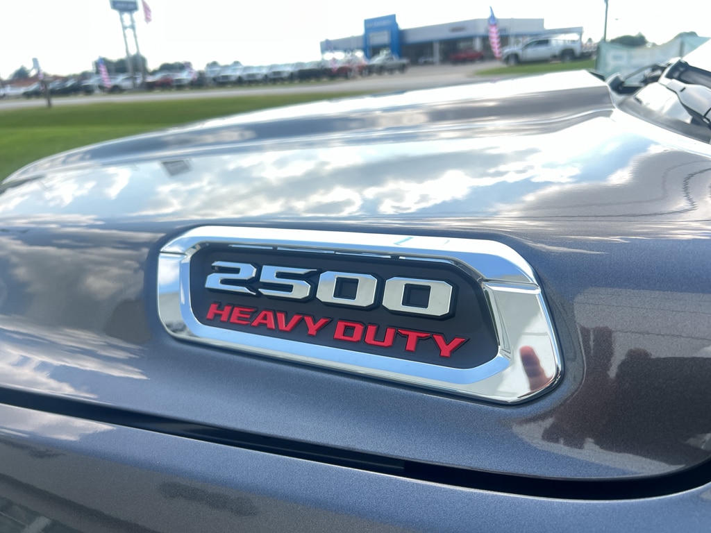 2025 RAM 2500 Tradesman - Photo 18