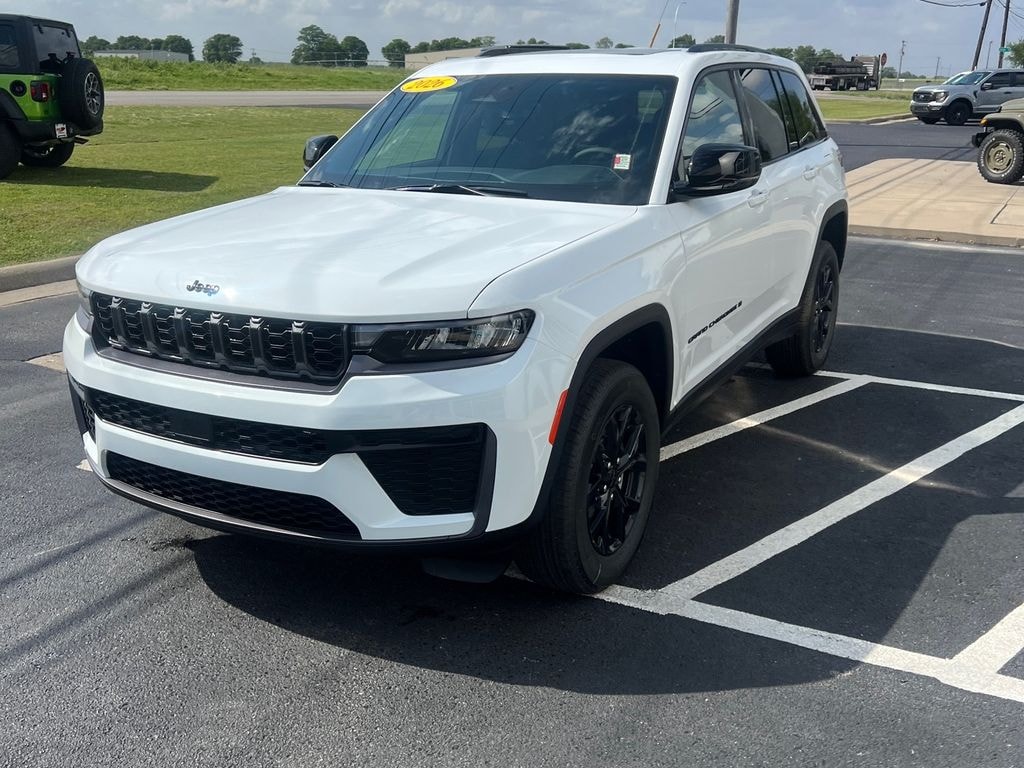 New 2026 Jeep Grand Cherokee LAREDO ALTITUDE 4X4 Sport Utility